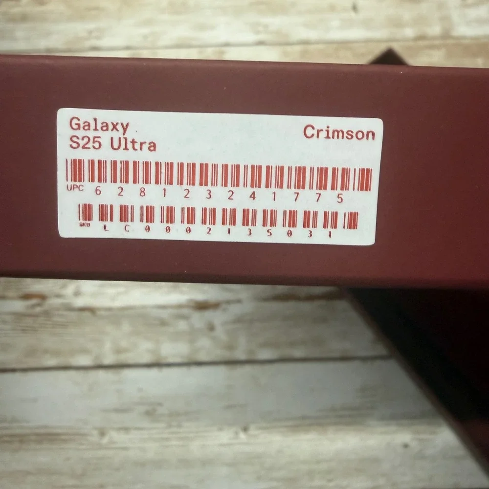 Latercase Crimson Phone Case for Samsung Galaxy S25‎ Ultra Impossibly Thin Red